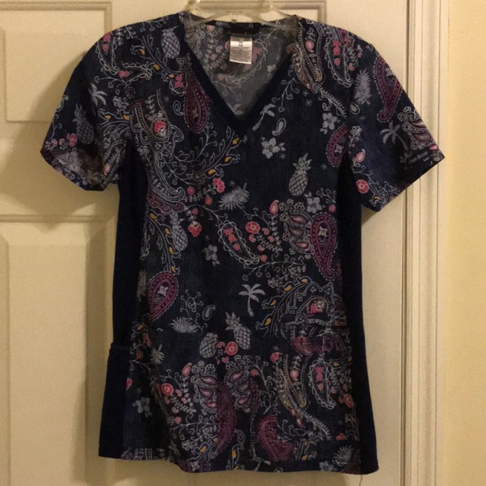 Scrub Top